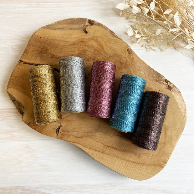 Metallic lurex yarn